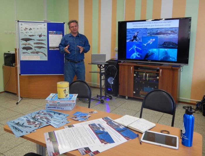 На севере Сахалина продолжается набор участников в группу помощи морским животным